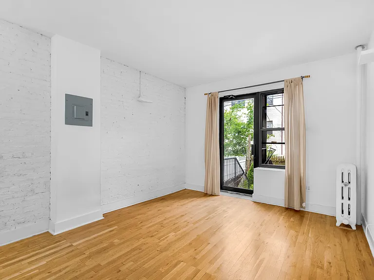 248 Bainbridge St #2 — Photo 6