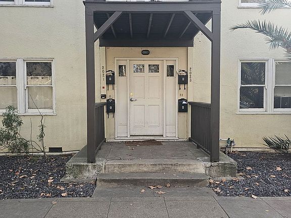 2nd image of 2023 8th St APT B