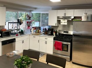 11846 SE 227th Pl #B, Kent, WA 98031