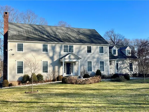 34 Hilltop Road, Waccabuc, NY 10597