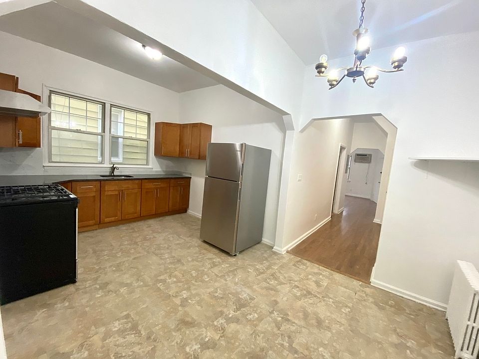 1st image of 23-13 38th St #1