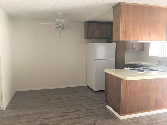 3rd image of 1210 Oliver Ave APT B