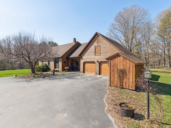141 North Runway Road, Weathersfield, VT 05151