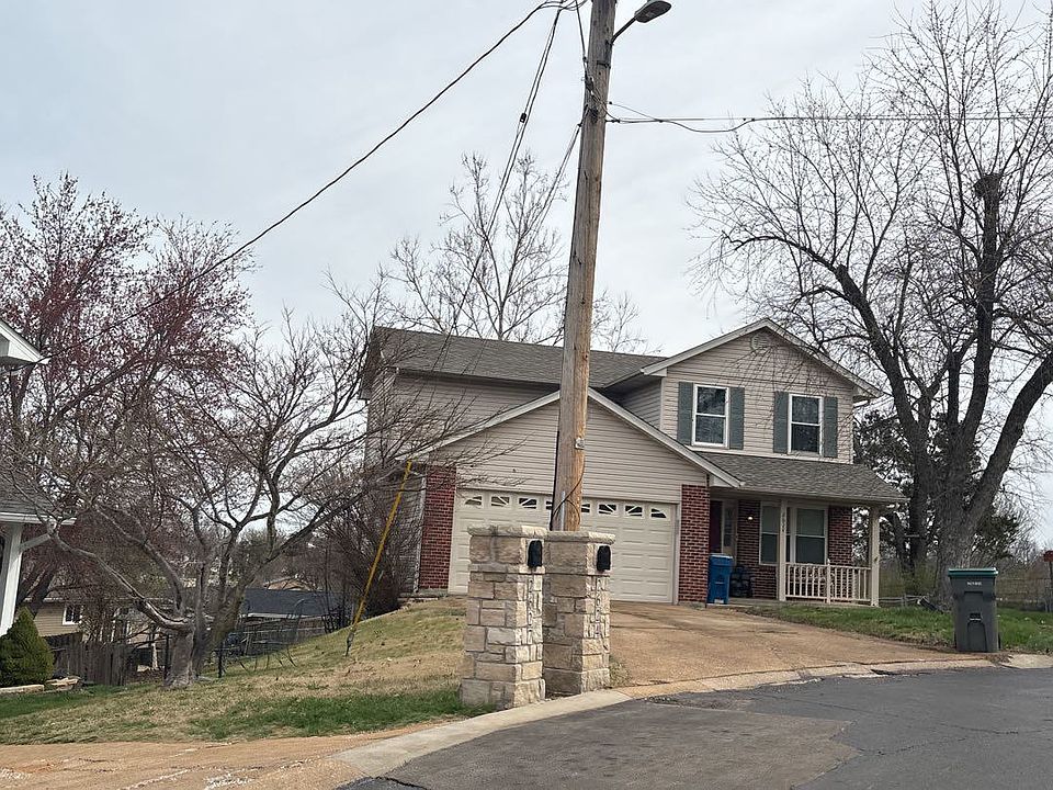 2nd image of 2624 Scott Robert Dr