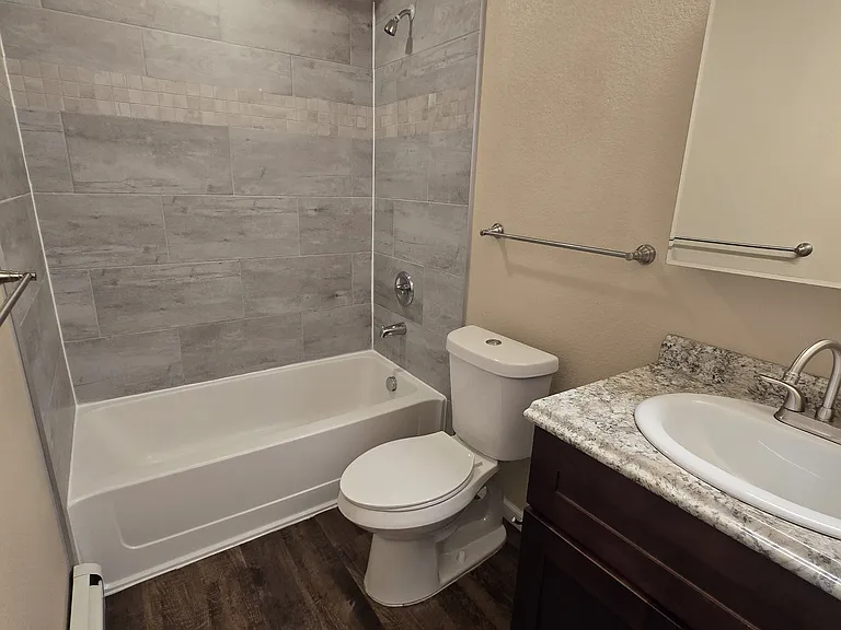 2640 E Monument St #2642 — Photo 6