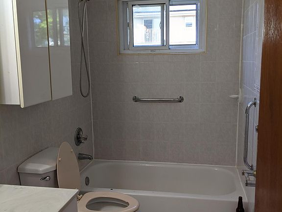 2nd image of 146-37 181st St Floor 1