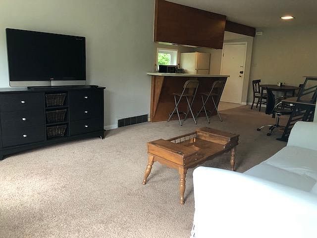 1st image of 807 Asbury Ave #2