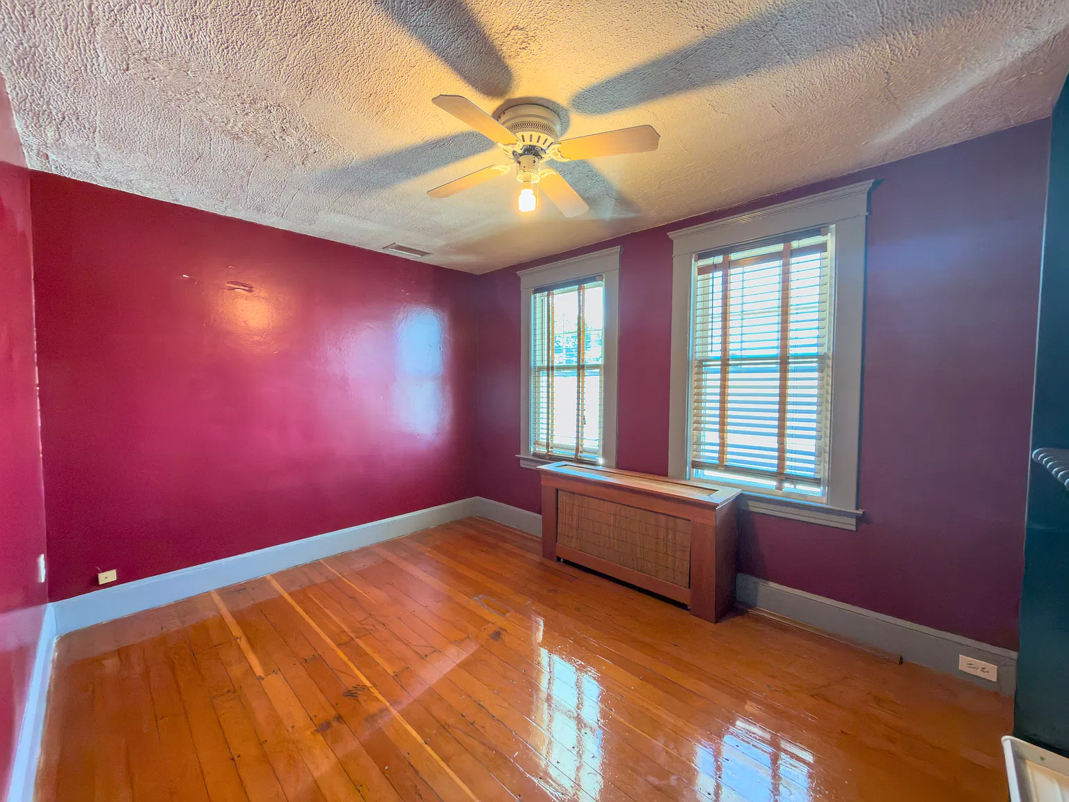 2 bed, 757 sqft, $1,800 — Photo 3