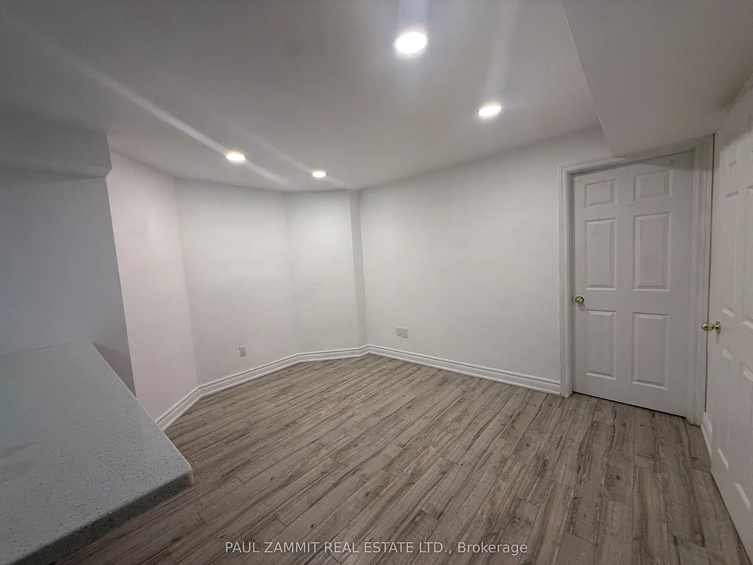 1 bed, $1,200 — Photo 4
