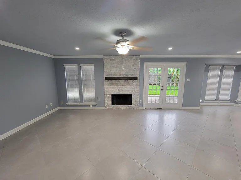 731 Heathgate Dr — Photo 6