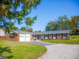 941 S Samuel St, Charles Town, WV