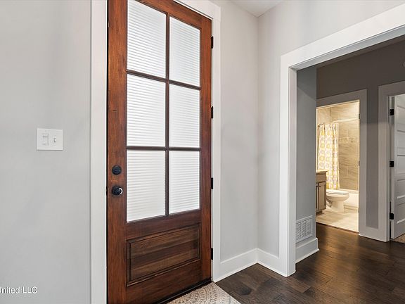 4th image of 3625 Bailey Ln