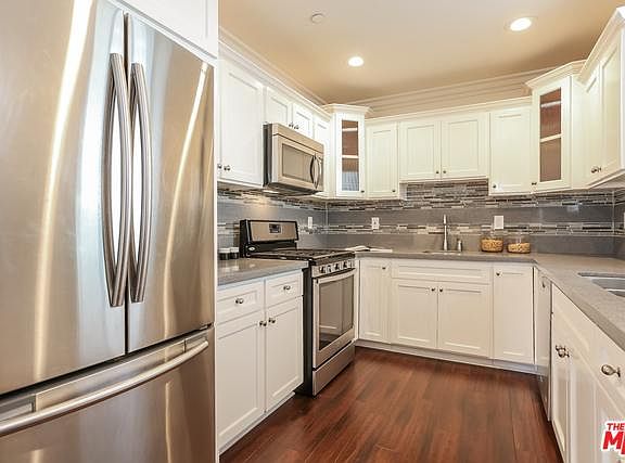 4th image of 1455 S Crest Dr