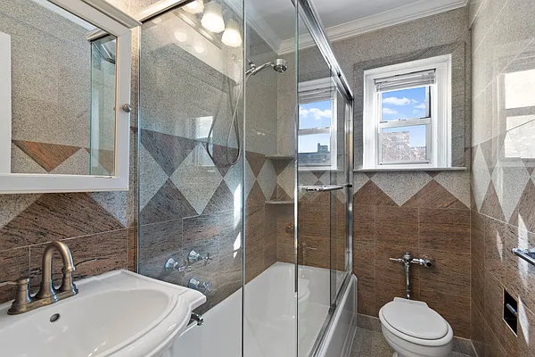 Sold by Hauseit LLC | media 13