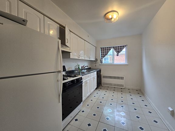 4th image of 4310 220th St #2