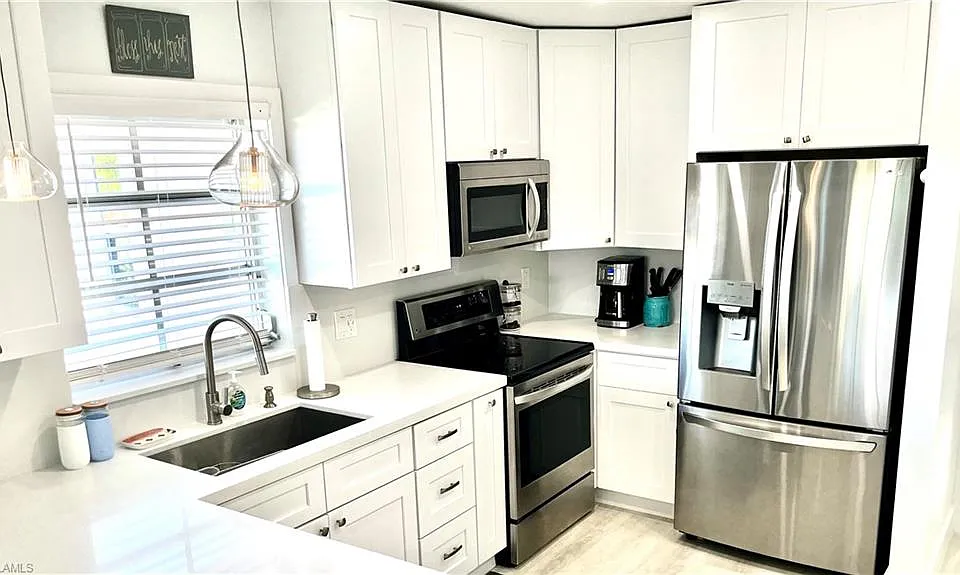 53 High Point Cir W #304