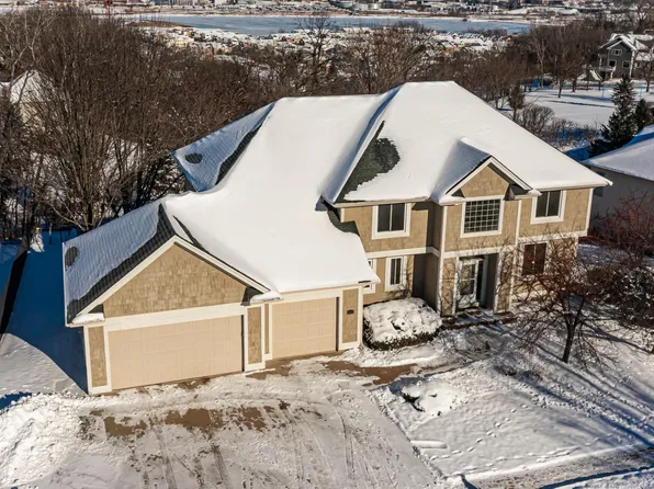 2921 4th St SW, Rochester, MN 55902