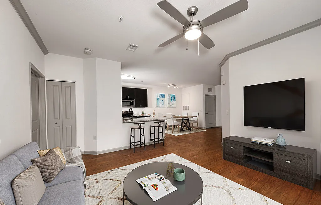 Legacy Cornelius Apartments — Photo 3