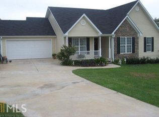 104 Laketrail Dr, Griffin, GA 30223