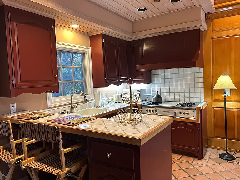 473 Valley View Dr — Photo 13