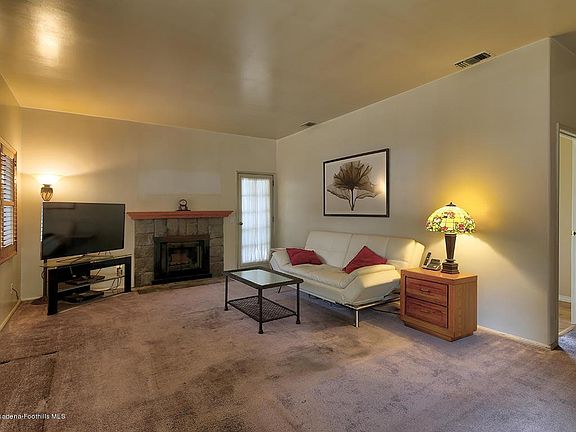 3rd image of 8260 Oswego St #1/2