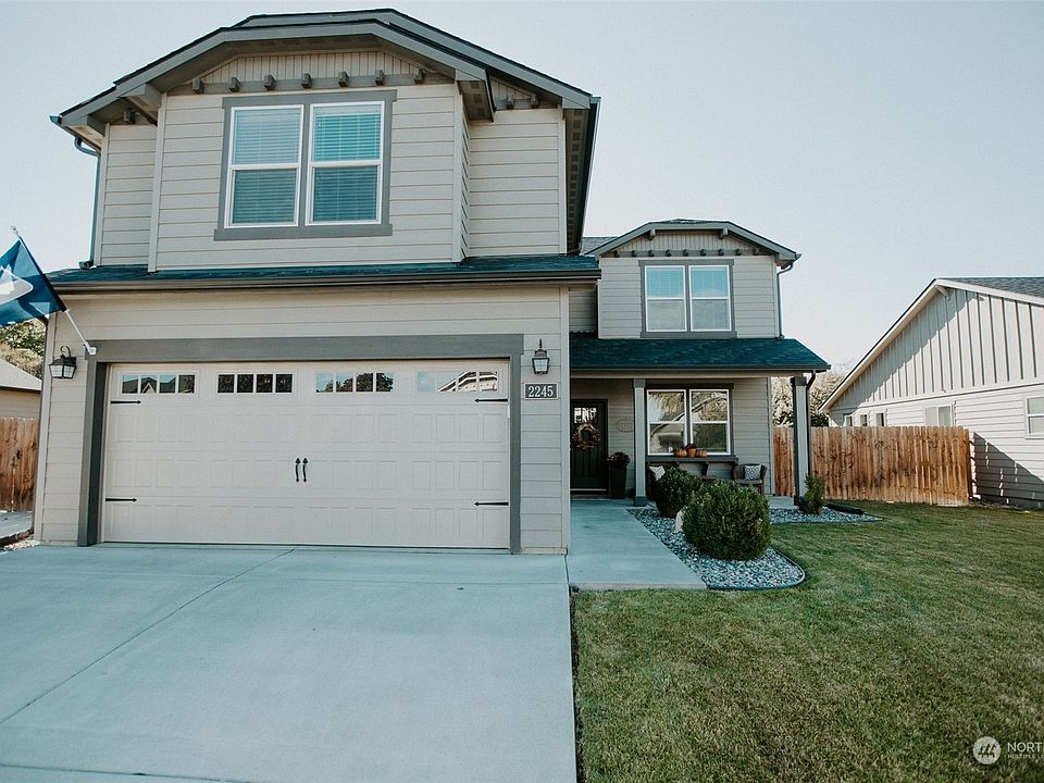 1st image of 2245 Leonard Drive