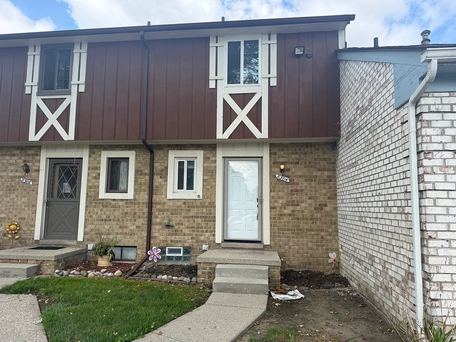 2 bed, 1.5 bath, 855 sqft, $1,550 — Photo 2