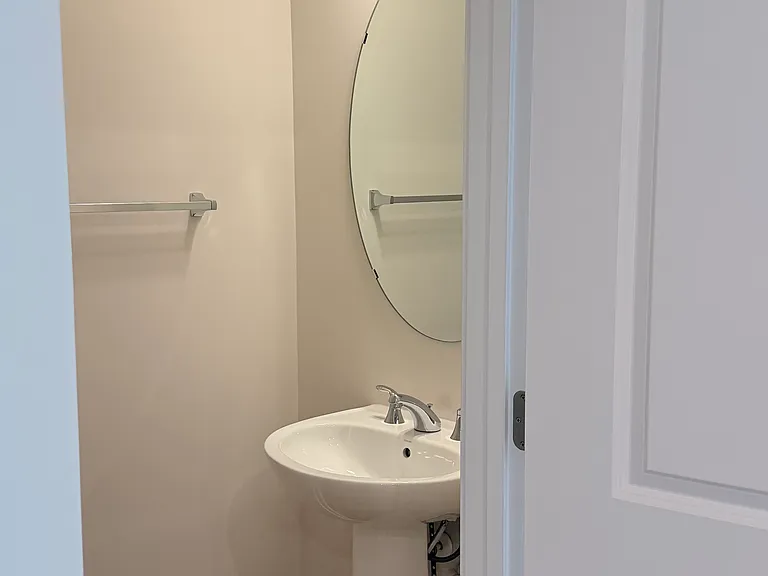 2108 Acadia Rd — Photo 5