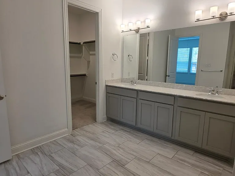 4516 Hammerstein Blvd — Photo 18