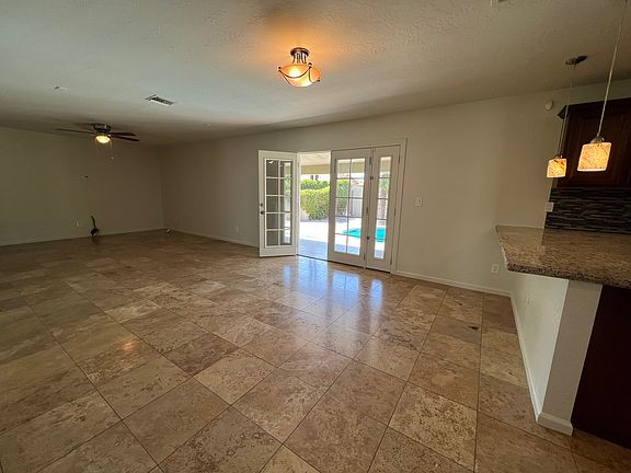 5th image of 8241 E Cypress St