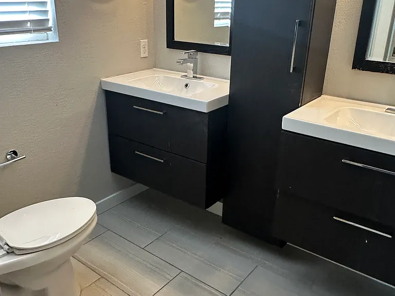 Primary bath