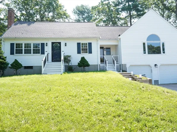 7 Acorn Pl, Franklin, MA 02038