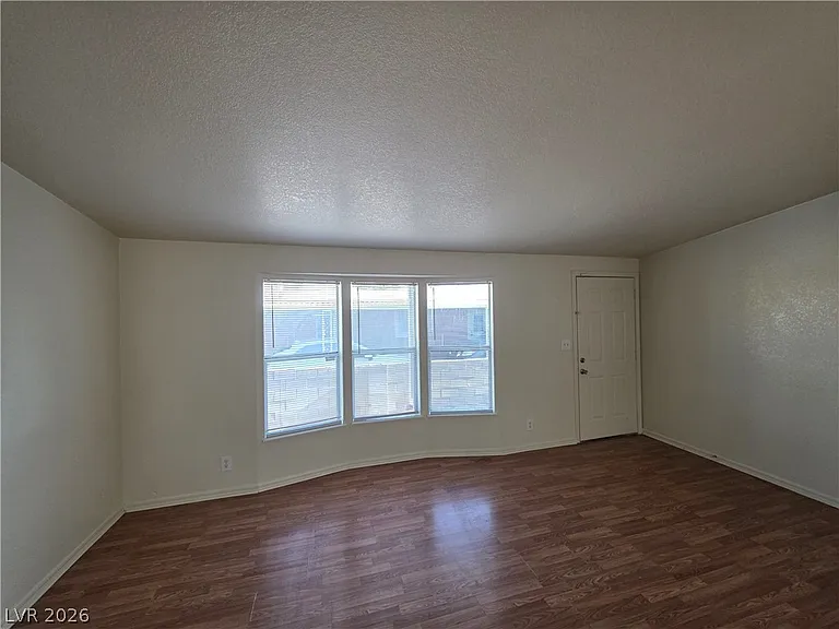 3560 Estes Park Dr — Photo 11
