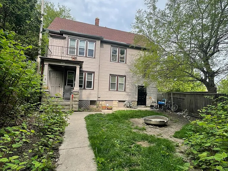 1821A N Pulaski St — Photo 2