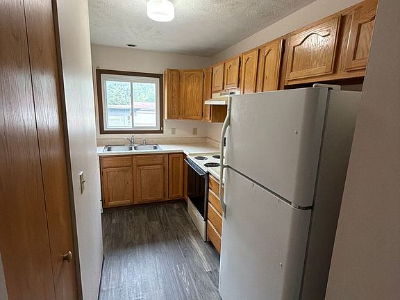 4th image of 4620 Grassridge Rd