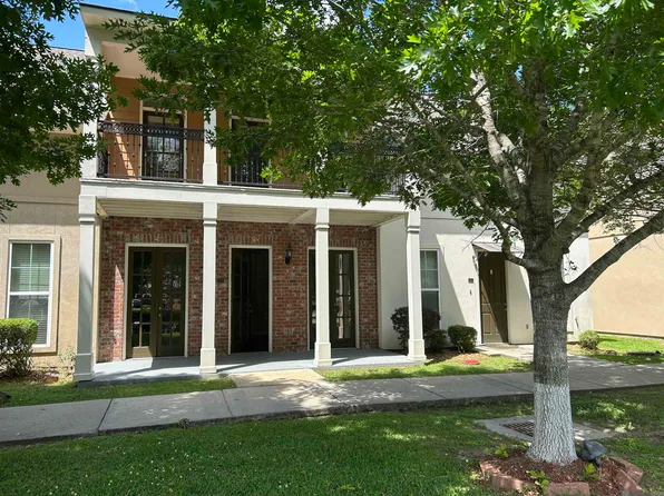 2137 S Commerce Ave #113, Gonzales, LA 70737