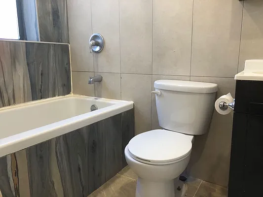 Rented by Premier Metro Realty Corp | media 9