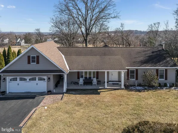 725 Sergeantsville Rd, Whitehouse Station, NJ 08559
