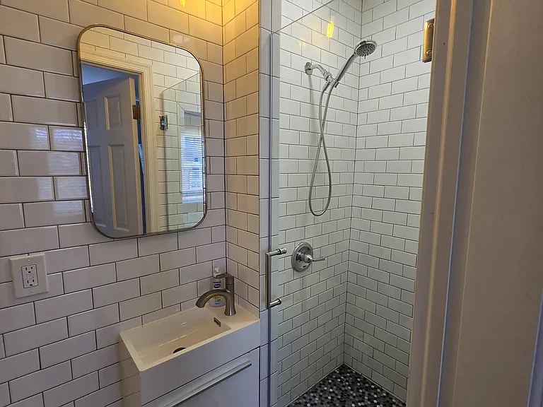 709 Pine St #3 — Photo 17