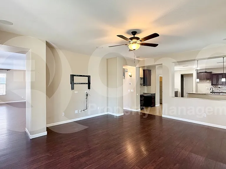 18446 E Peachtree Blvd — Photo 10