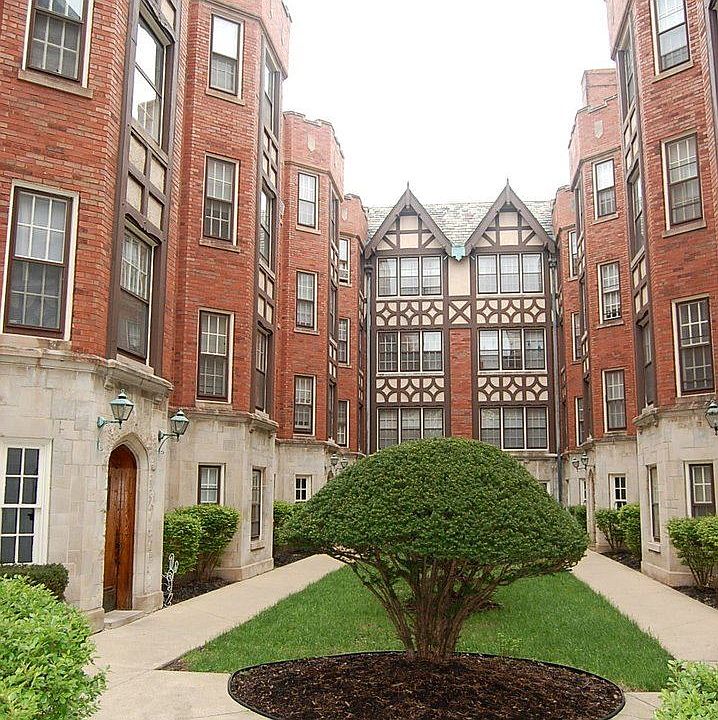 1st image of 1639 W Touhy Ave APT 2
