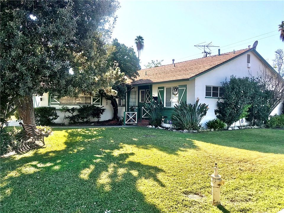 1st image of 4145 N Morada Ave
