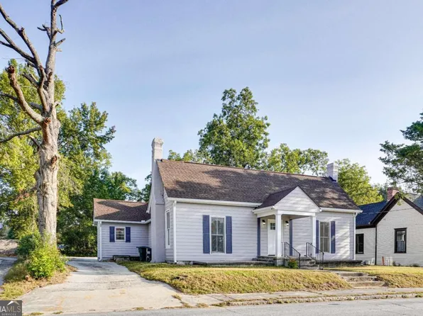 947 Peek St NW, Conyers, GA 30012