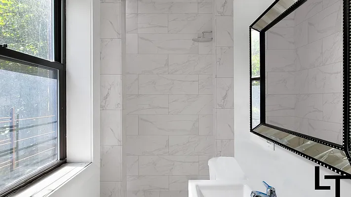 Rented by Expansion Central Development LLC | media 7