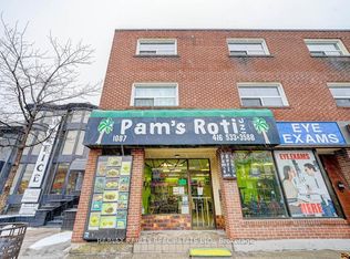 1087 Bloor St W #204, Toronto, ON M6H 1M5