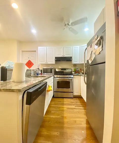 324 Saint Paul St — Photo 2