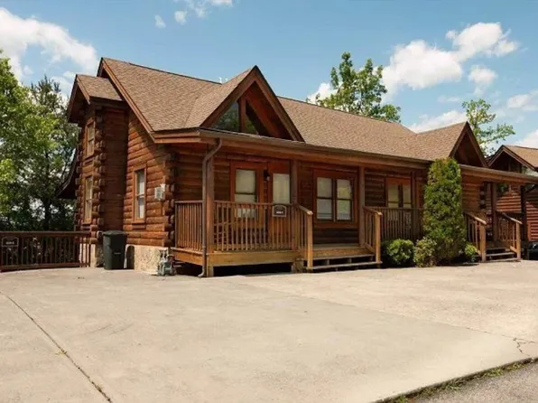 839 Golf View Blvd, Pigeon Forge, TN 37863