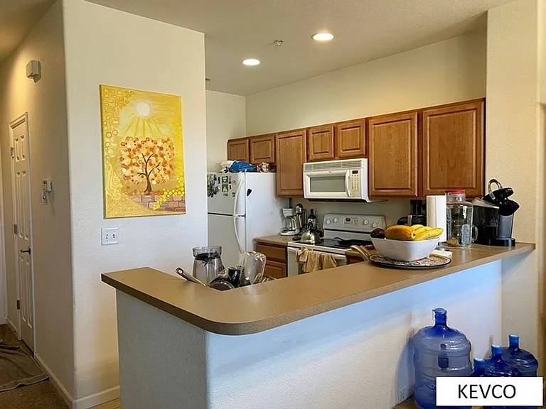 2851 Kansas Dr #F — Photo 6