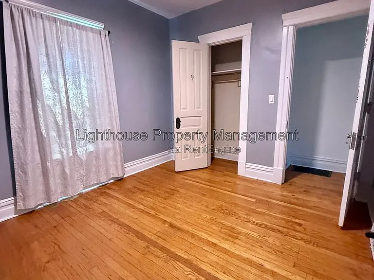 413 Locust St #1 — Photo 12