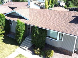 88 W McCullough Cres, Red Deer, AB T4R 1S7